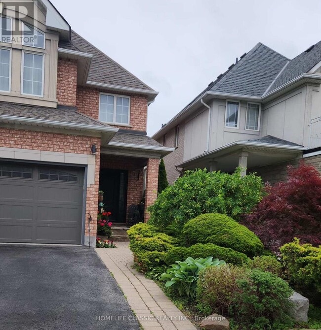 property at 27 Catalina Crescent