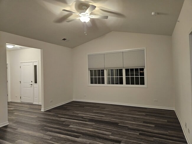 31 Apollo Ct in Tinley Park, IL - Building Photo - Building Photo