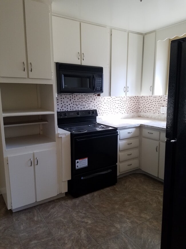 property at 10483 Lincoln Ct