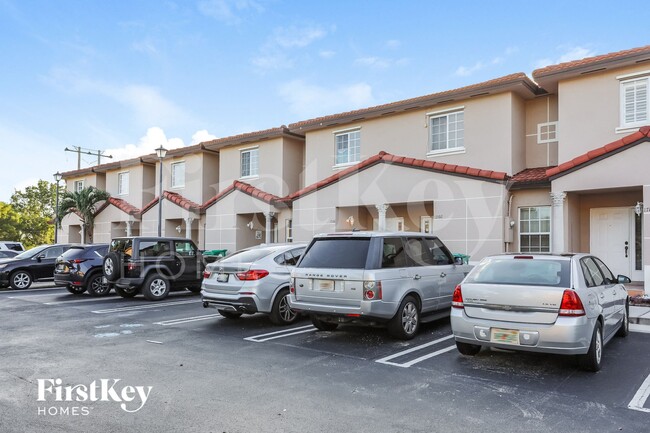 17166 SW 138th Ct in Miami, FL - Building Photo - Building Photo