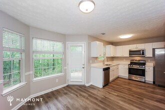 2802 Knoll View Pl in Douglasville, GA - Foto de edificio - Building Photo