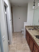 3446 Twin Lake Ridge in Westlake Village, CA - Foto de edificio - Building Photo