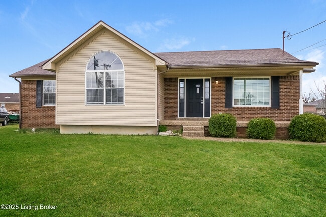 property at 238 Seminole Ct