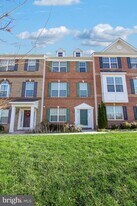2564 Cherry Tree Rd in Severn, MD - Building Photo