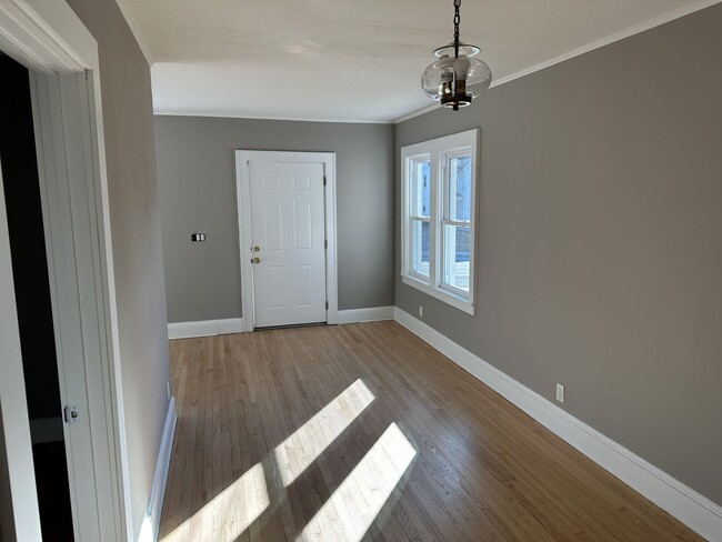 173-175 Center St in Manchester, CT - Building Photo - Building Photo