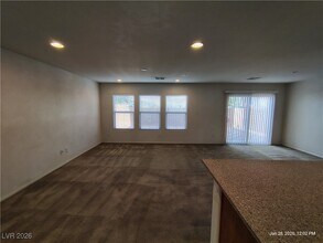 9300 Keystone Ridge Ave in Las Vegas, NV - Building Photo - Building Photo