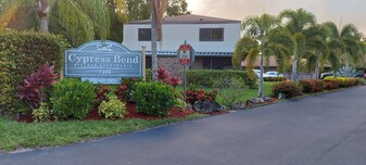 Cypress Bend Village Apartments in Ft. Myers, FL - Building Photo