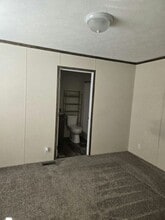4905 E Itasca St in Superior, WI - Building Photo - Building Photo