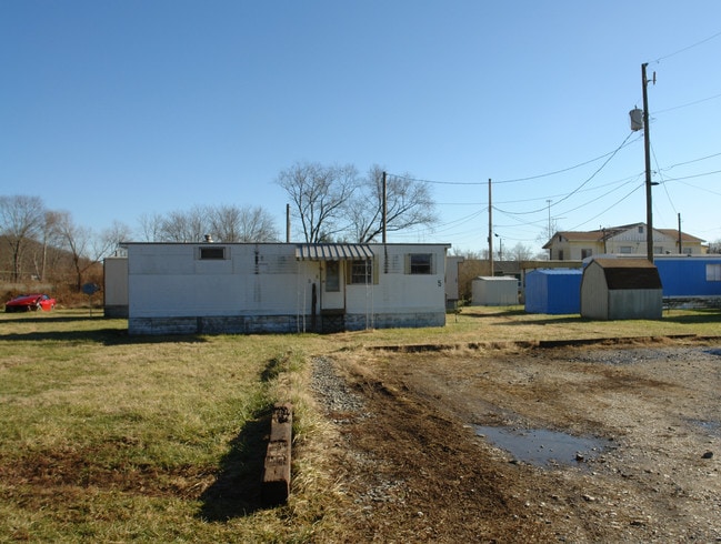 5002 Altizer Ave in Huntington, WV - Building Photo - Building Photo