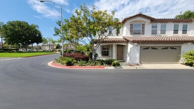 1750 Nolina Ct in Carlsbad, CA - Building Photo - Building Photo