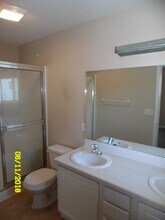 467 NW Meadows Dr in McMinnville, OR - Building Photo - Building Photo