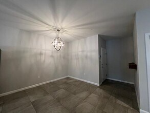 10902 International Blvd in Laredo, TX - Building Photo - Building Photo