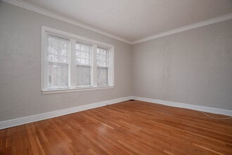 7234 Amherst Ave, Unit 1E in University City, MO - Building Photo - Building Photo