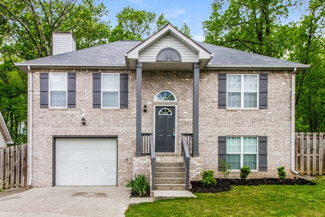 property at 4008 Calumet Dr