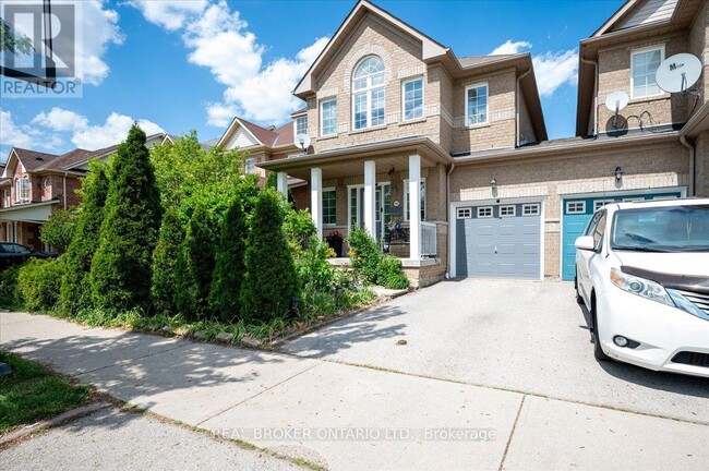 4809 Dovehouse Dr in Mississauga, ON - Building Photo - Building Photo