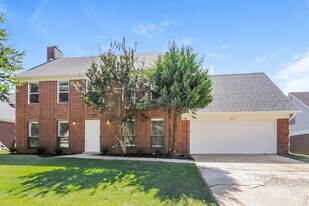 8685 Rhonda Cir S in Cordova, TN - Building Photo