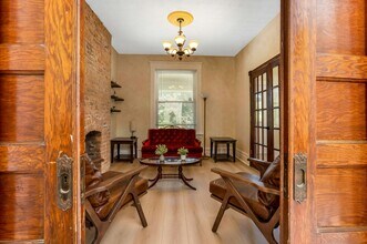 1651 Franklin Park S in Columbus, OH - Building Photo - Building Photo