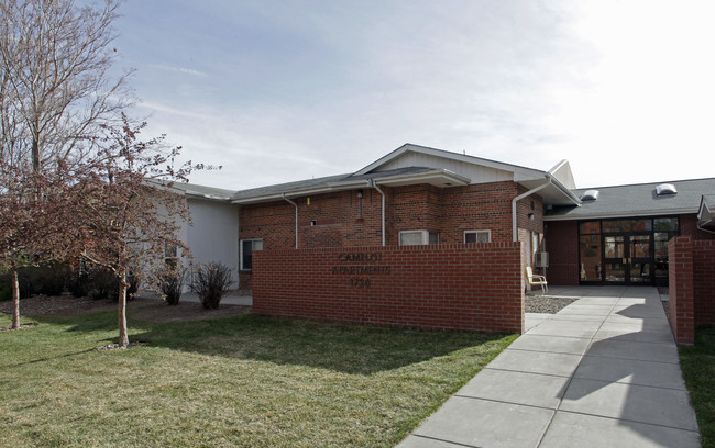 Camelot Apartments in Greeley, CO - Foto de edificio - Building Photo