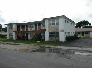 80 NE 82nd Ter in Miami, FL - Building Photo - Building Photo