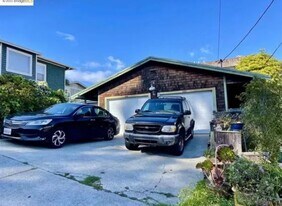 428 Tewksbury Ave in Richmond, CA - Building Photo
