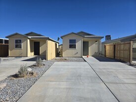 1484 Tonto Dr in Bullhead City, AZ - Building Photo