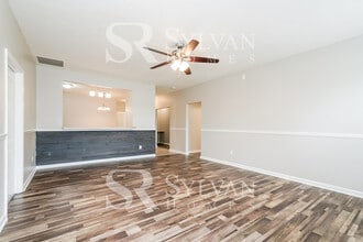 4310 Switchgrass Way in Indianapolis, IN - Building Photo - Building Photo