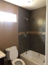 3506 Hazard Ave in Santa Ana, CA - Foto de edificio - Building Photo