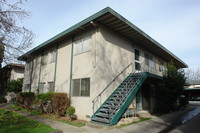 1080 Roewill Dr in San Jose, CA - Building Photo - Building Photo