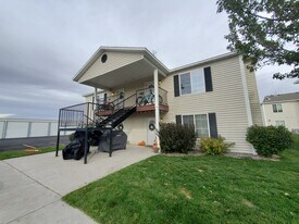 318 Pioneer Rd, Unit 801