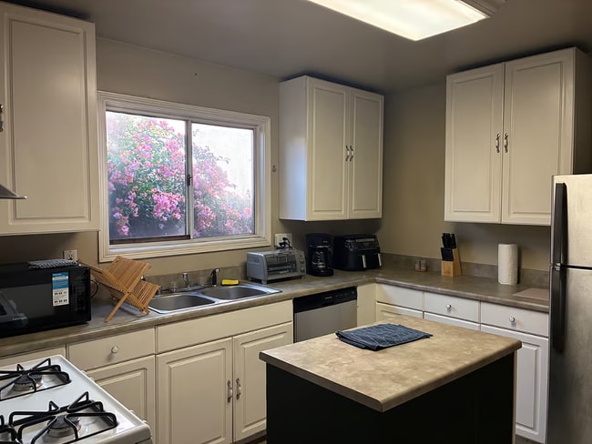 3457 Plata St in Los Angeles, CA - Building Photo - Building Photo