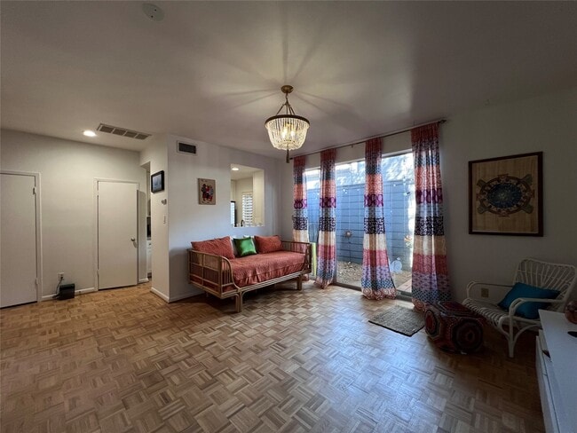 property at 2100 Commonwealth St