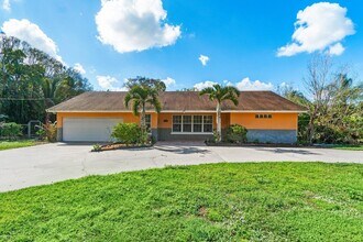 5313 Colbright Rd in Greenacres, FL - Building Photo - Building Photo