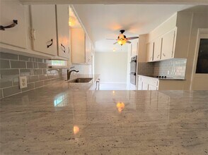 1518 Johanna Dr in Houston, TX - Building Photo - Building Photo