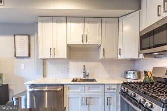 1827 Benning Rd NE in Washington, DC - Building Photo - Building Photo