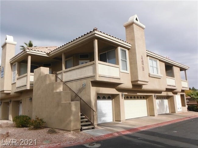 property at 5125 W Reno Ave
