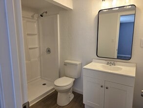 200 Tesh St in Mount Airy, NC - Building Photo - Building Photo