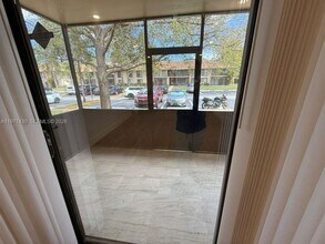 5911 Washington St in Hollywood, FL - Building Photo - Building Photo