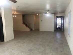 5109 Fireside Ranch Ave in Las Vegas, NV - Building Photo - Building Photo