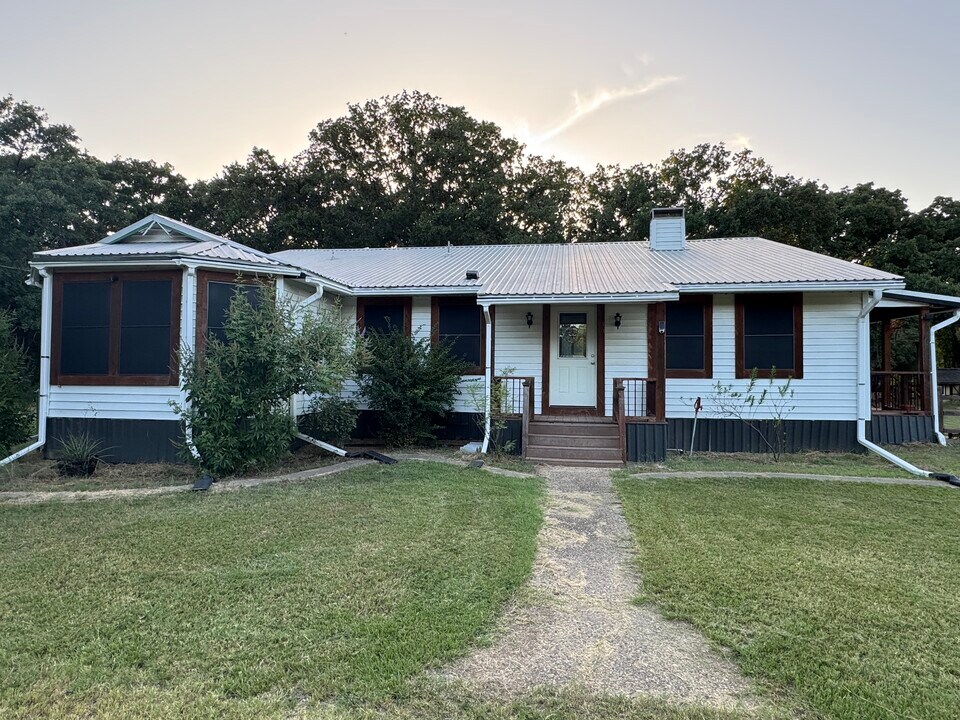 6951 Co Rd 276 in Terrell, TX - Building Photo
