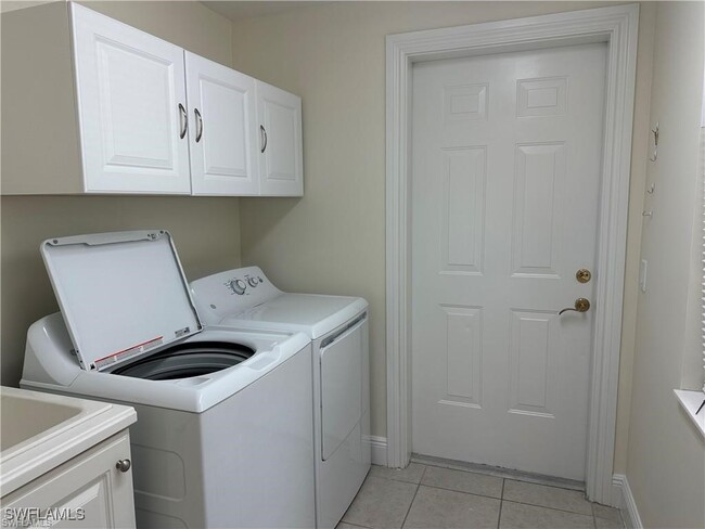 9202 Museo Cir in Naples, FL - Building Photo - Building Photo