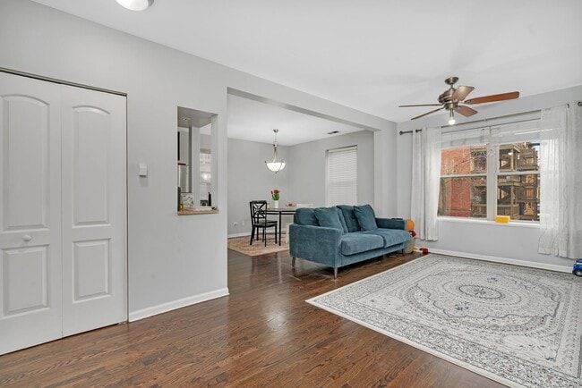 1410 W Sunnyside Ave in Chicago, IL - Building Photo - Building Photo