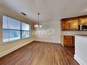 1831 Leann Ln in Irving, TX - Building Photo - Building Photo