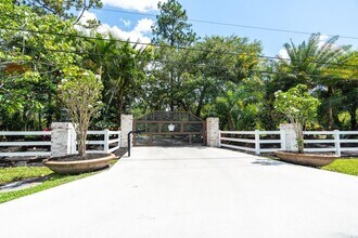 10780 Anderson Ln in Wellington, FL - Building Photo - Building Photo