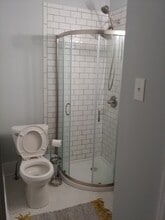 2400 Page Ave, Unit 1 in Louisville, KY - Building Photo - Building Photo