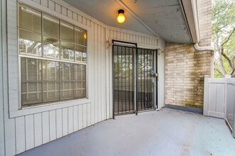 10729 Braes Bend Dr in Houston, TX - Building Photo - Building Photo