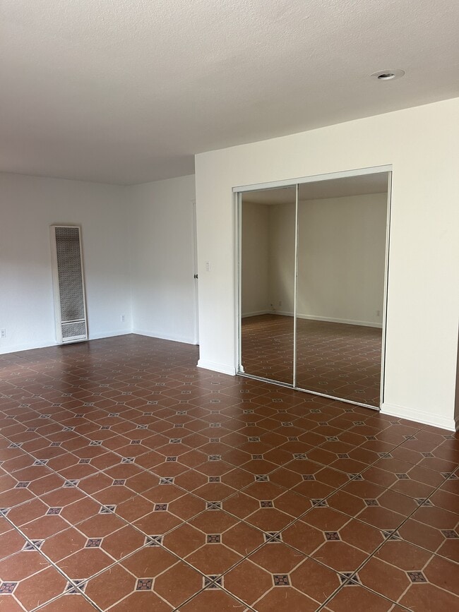 property at 321 Melrose Dr
