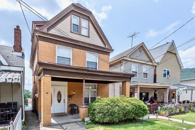 property at 1610 Westmont Ave