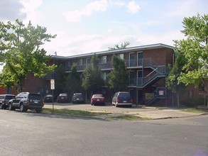 One Pearl Street Condominiums in Denver, CO - Building Photo - Building Photo