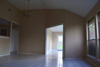 15511 Scenic Haven Dr in Houston, TX - Building Photo - Building Photo