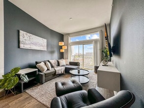 310 N Malcolm X Blvd in Dallas, TX - Building Photo - Building Photo